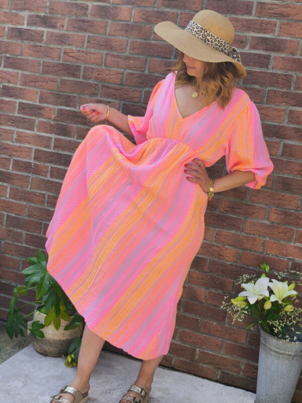 Robe à rayures fuchsia et orange fluo – Image 2